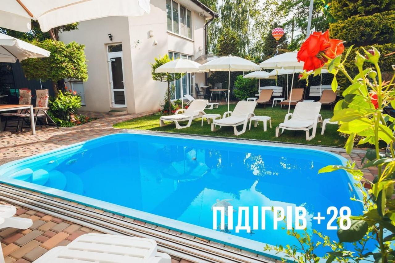 Guest House Butterfly Wing Odessa Ngoại thất bức ảnh